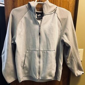 Nike Light Grey Zip-Up Hoodie with Subtle Swoosh